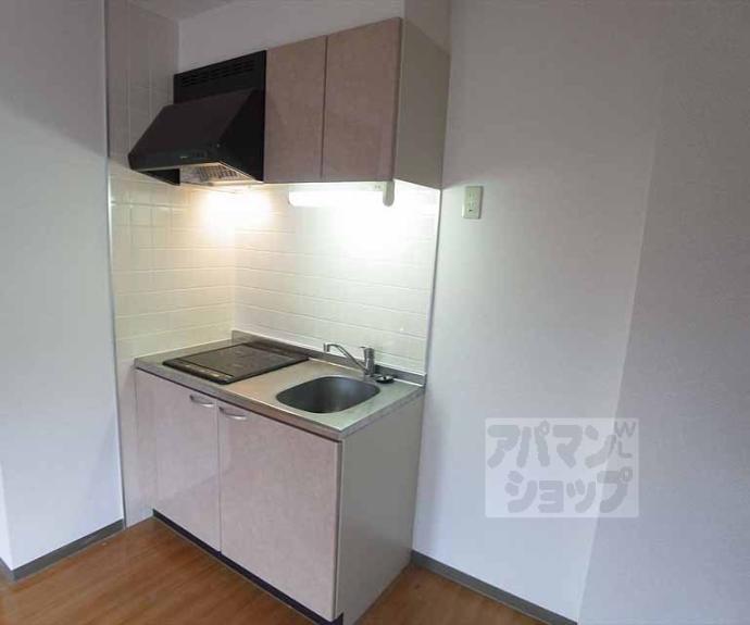 【エリーフラッツ嵐山】間取