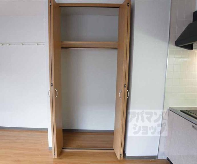 【エリーフラッツ嵐山】間取