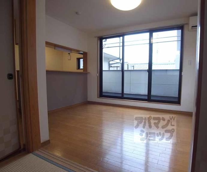 【カッシーヤ西院】間取