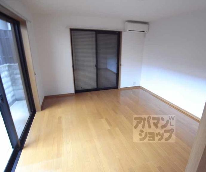 【カッシーヤ西院】間取