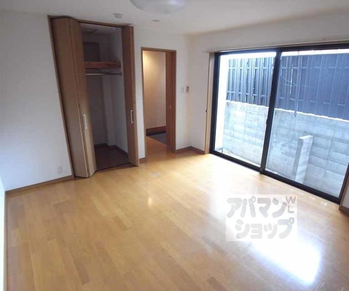 【カッシーヤ西院】間取