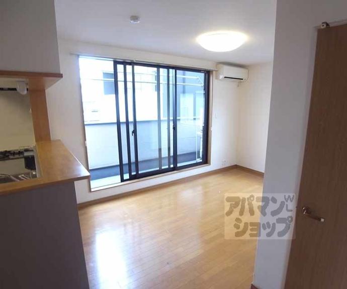 【カッシーヤ西院】間取