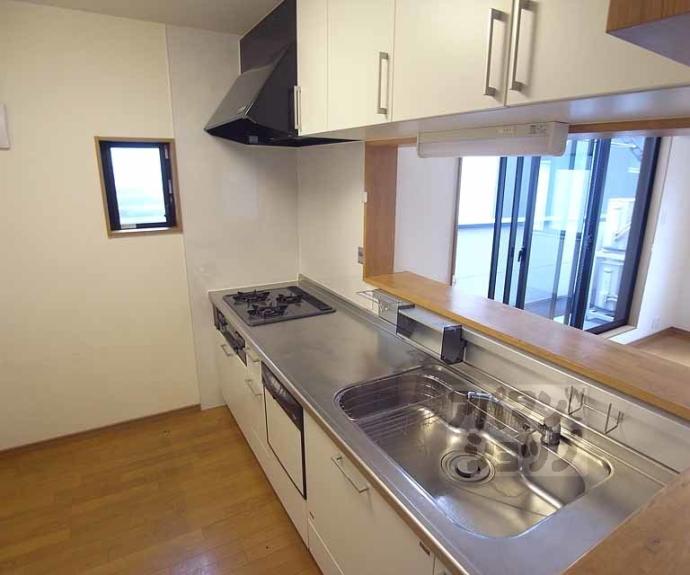 【カッシーヤ西院】間取