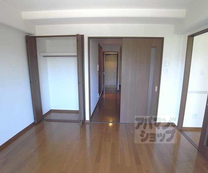 【GRAND RIVIERE西京極】間取