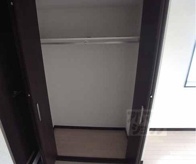 【グロリアス八条】間取