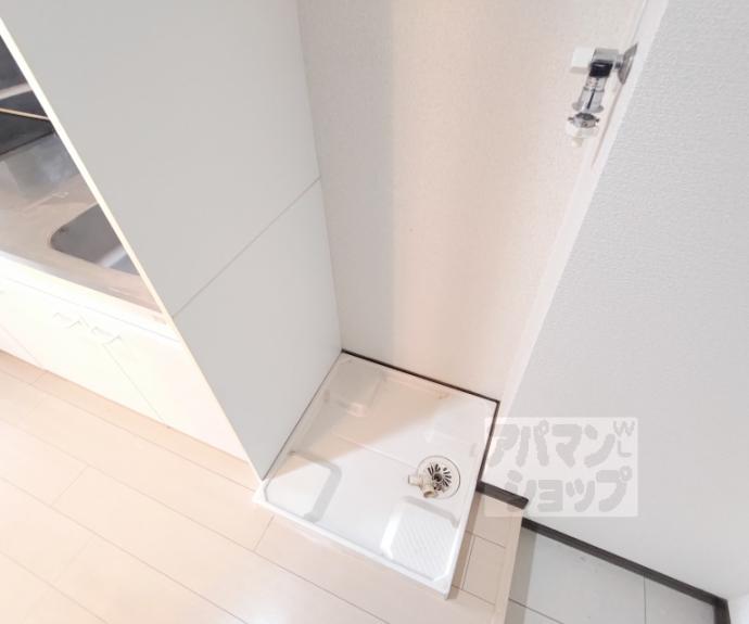 【グロリアス八条】間取