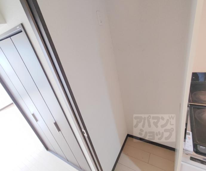 【グロリアス八条】間取