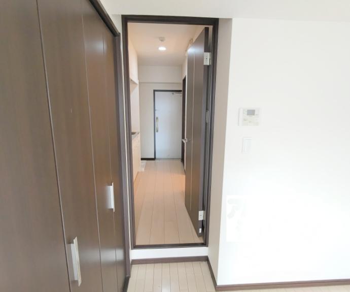 【グロリアス八条】間取