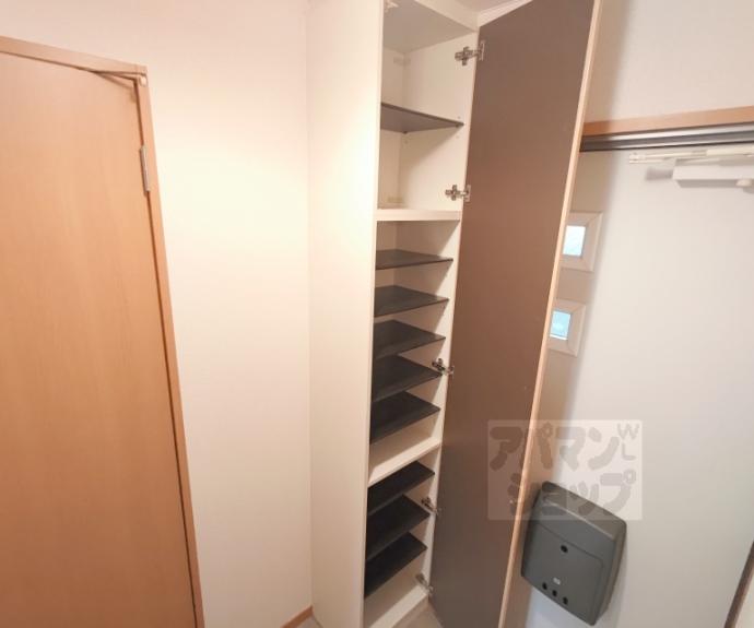 【クレスト西京極】間取