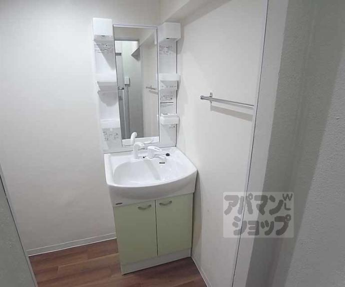 【二条プラザ】間取