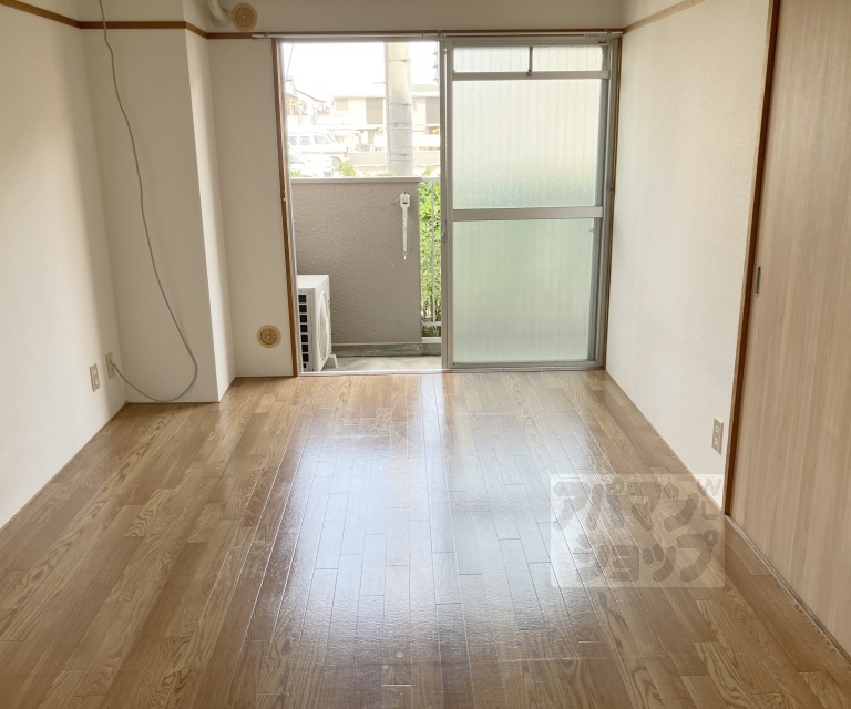 【アクエルド長岡京】間取