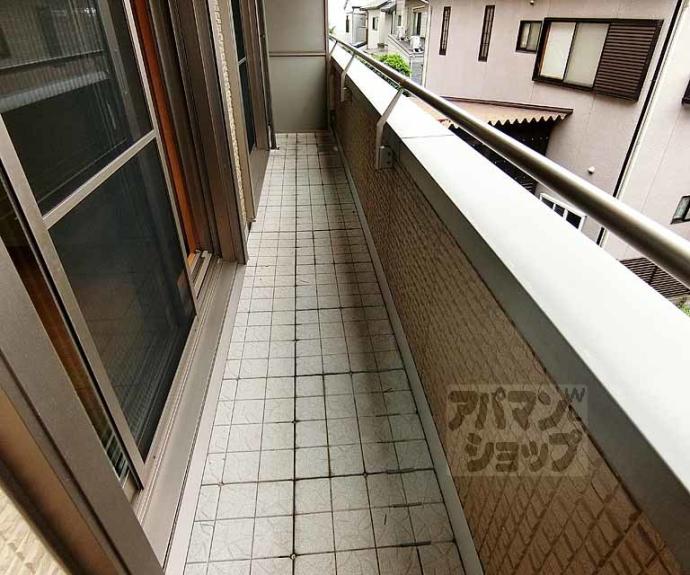 【シャーメゾン嵯峨】間取