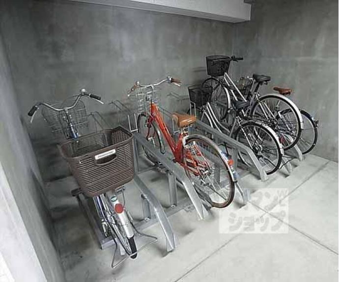 【シュシュパルク鹿苑】間取