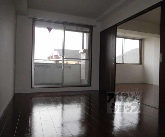 【シュシュパルク鹿苑】間取