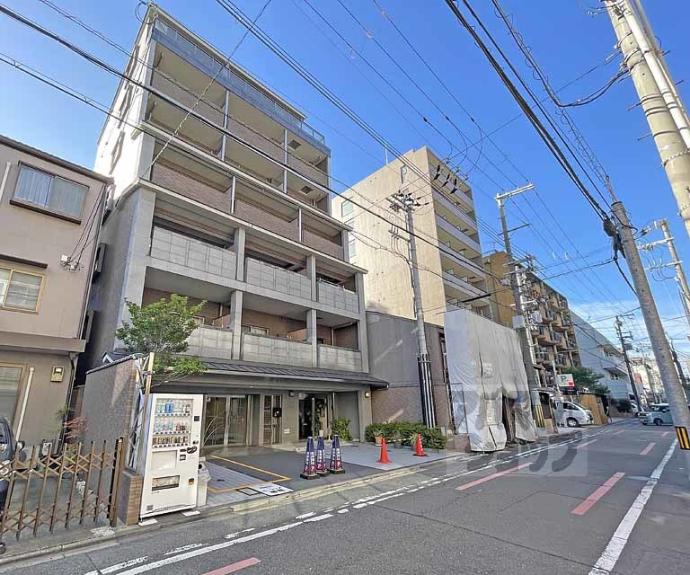 【ベラジオ富小路】間取