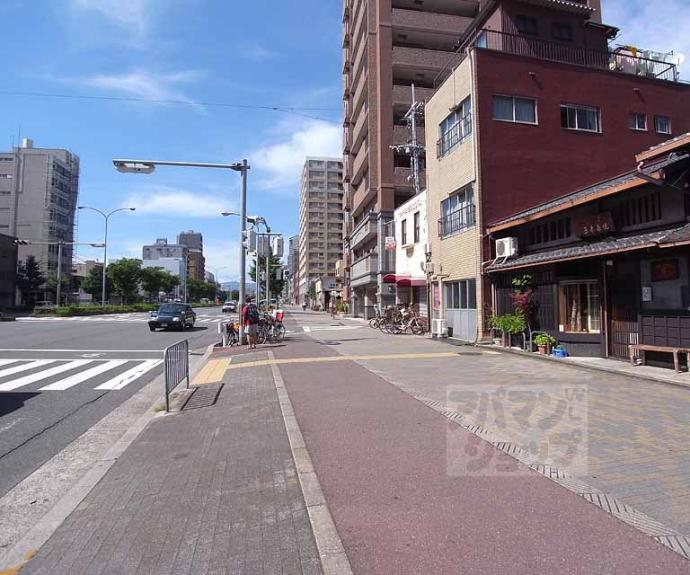 【ＩＬ　ＲＯＳＳＯ堀川六角】間取