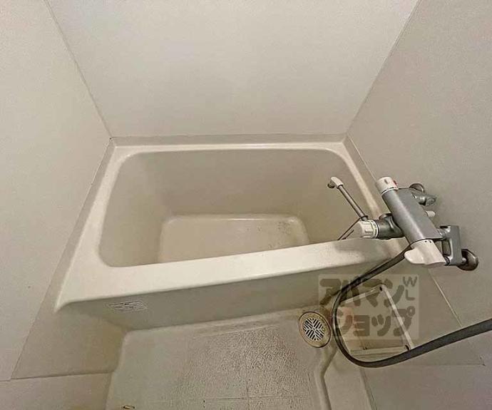 【エベンエゼル三条】間取