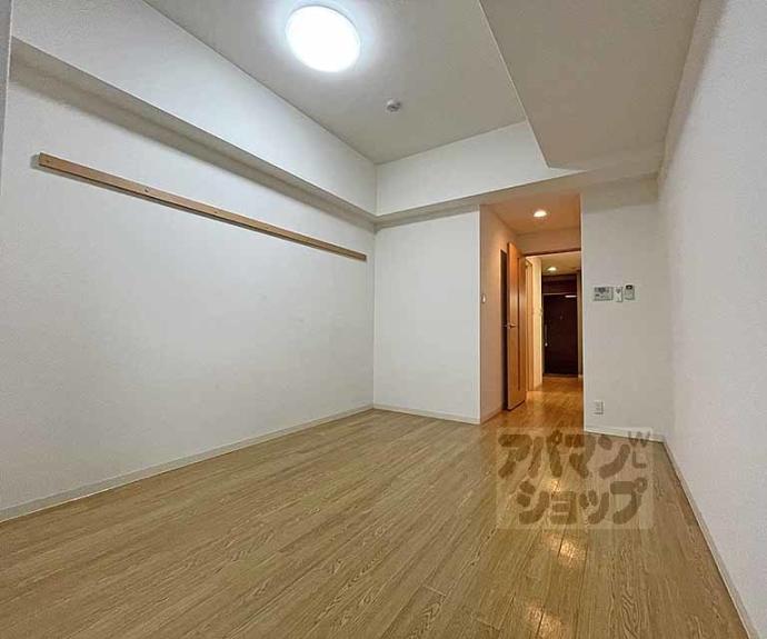 【エベンエゼル三条】間取