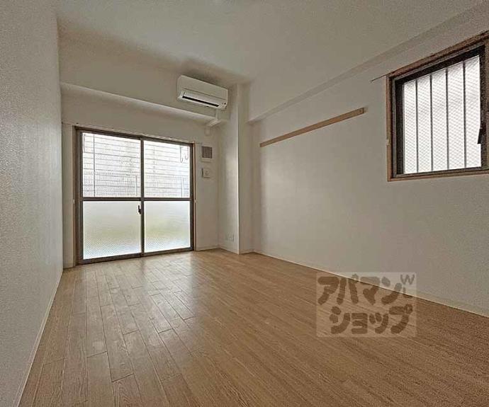 【エベンエゼル三条】間取