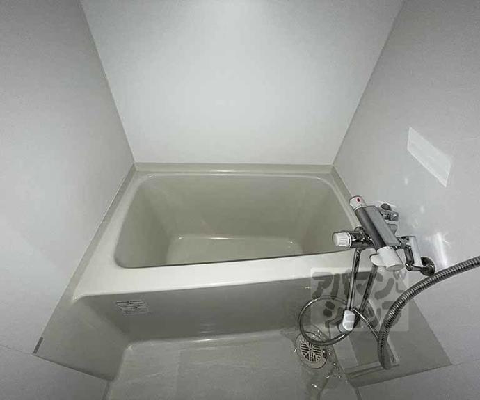 【エベンエゼル三条】間取