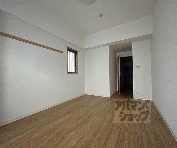 【エベンエゼル三条】間取