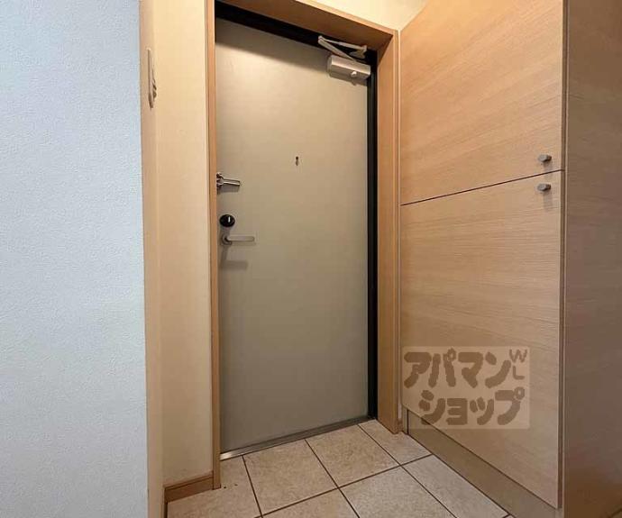 【フェミネンス御所西】間取