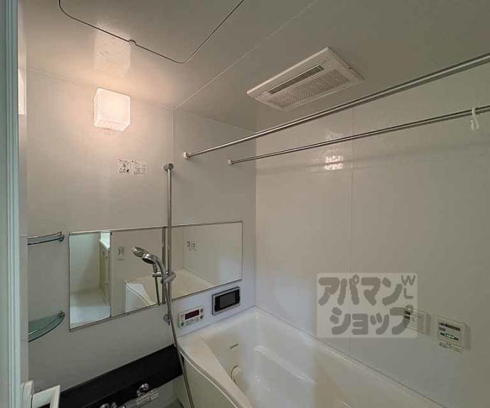 【フェミネンス御所西】間取