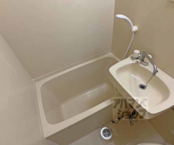 【GRAND VALUE 四条烏丸】間取