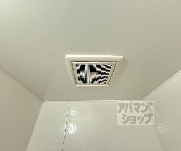 【グランレブリー室町六角】間取