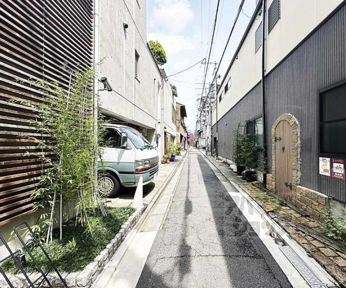 【グランレブリー室町六角】間取