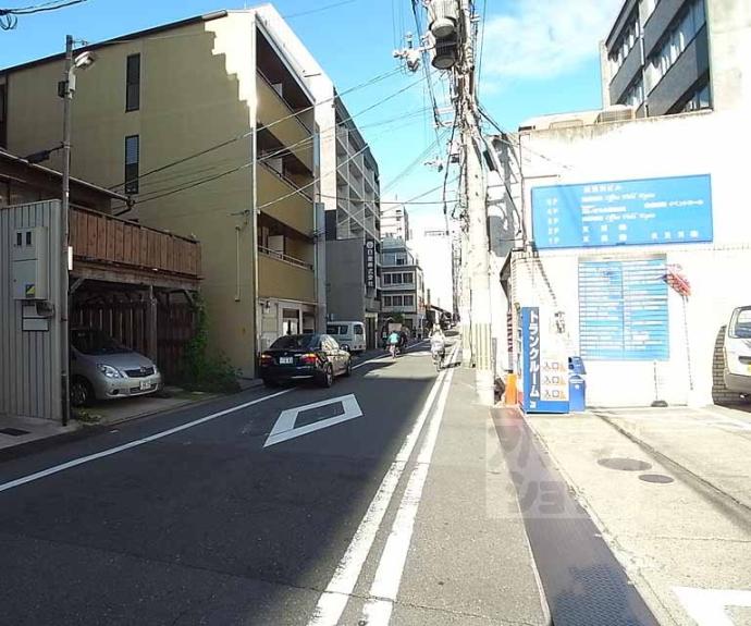 【グランレブリー室町六角】間取