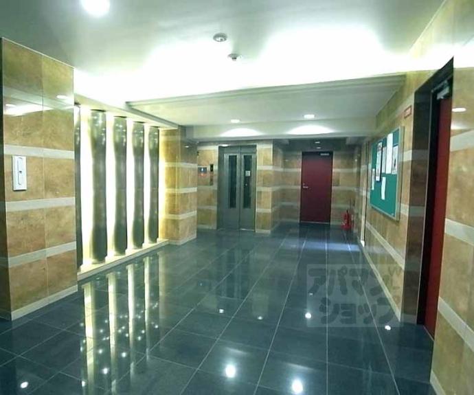 【グランレブリー室町六角】間取