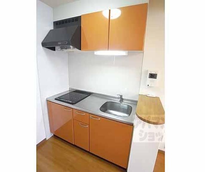 【グランレブリー室町六角】間取