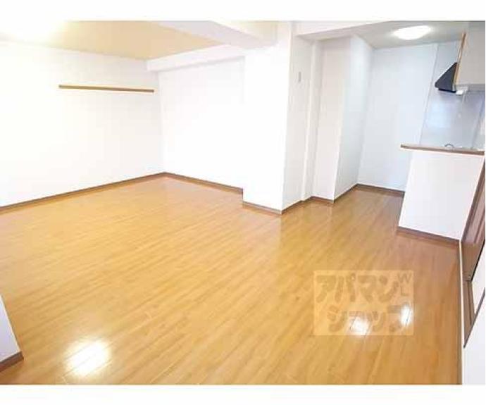 【グランレブリー室町六角】間取