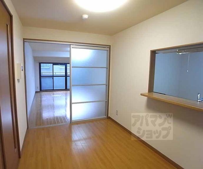 【グランレブリー室町六角】間取