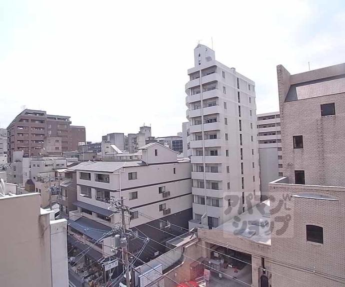 【グランレブリー室町六角】間取