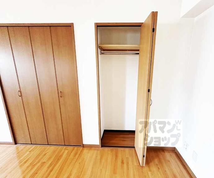 【グランレブリー室町六角】間取