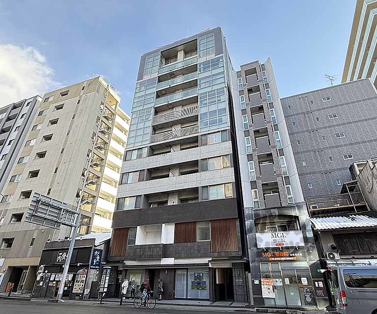 ＱＵＯＮ四条柏屋町