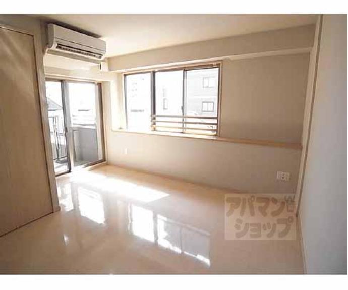 【ライオンズ京都四条烏丸レジデンス】間取