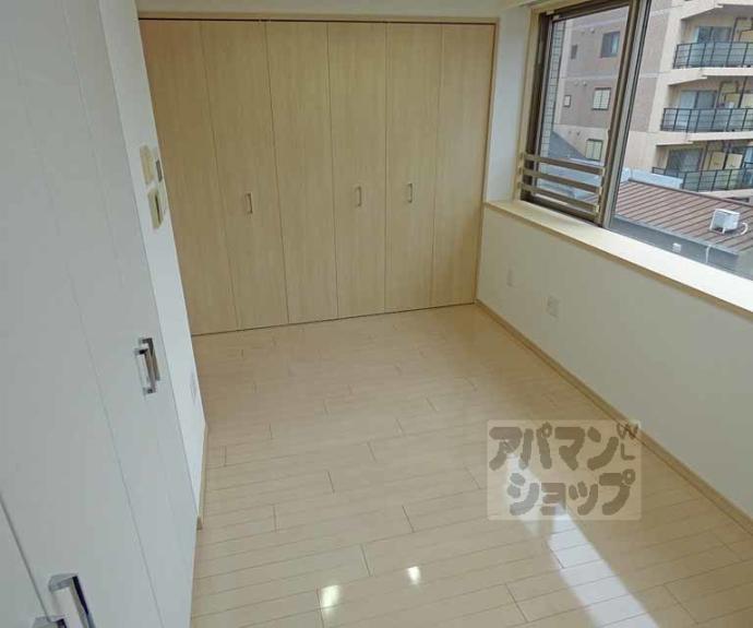 【ライオンズ京都四条烏丸レジデンス】間取