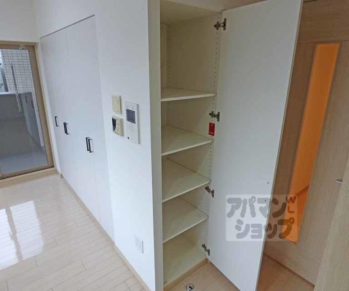 【ライオンズ京都四条烏丸レジデンス】間取