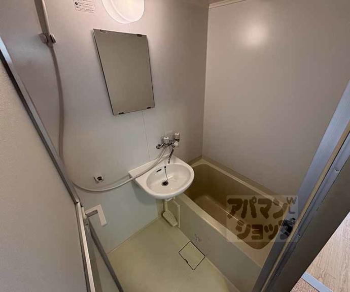 【カーサ・ＤＥ・古都】間取