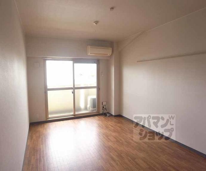 【ファミユ白川】間取