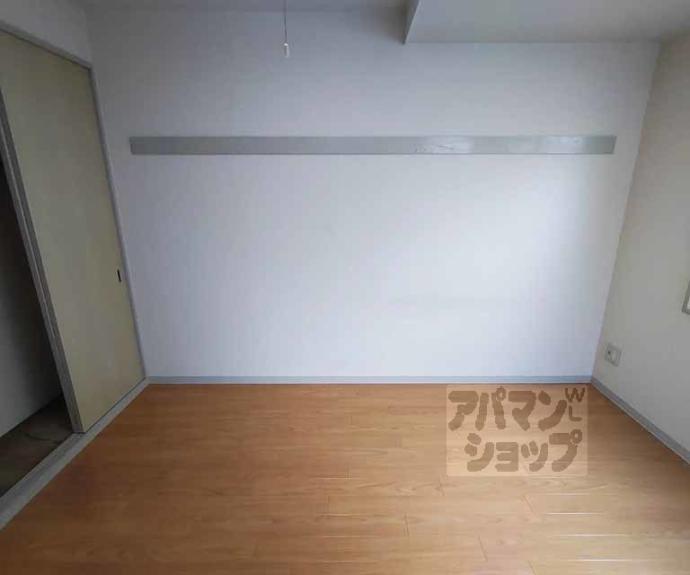 【ステュディオフラット室町】間取