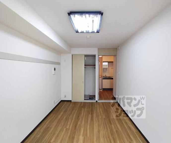 【ステュディオフラット室町】間取