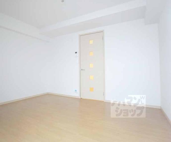 【ＮＥＸＴ　ＳＴＡＧＥ　烏丸御池】間取