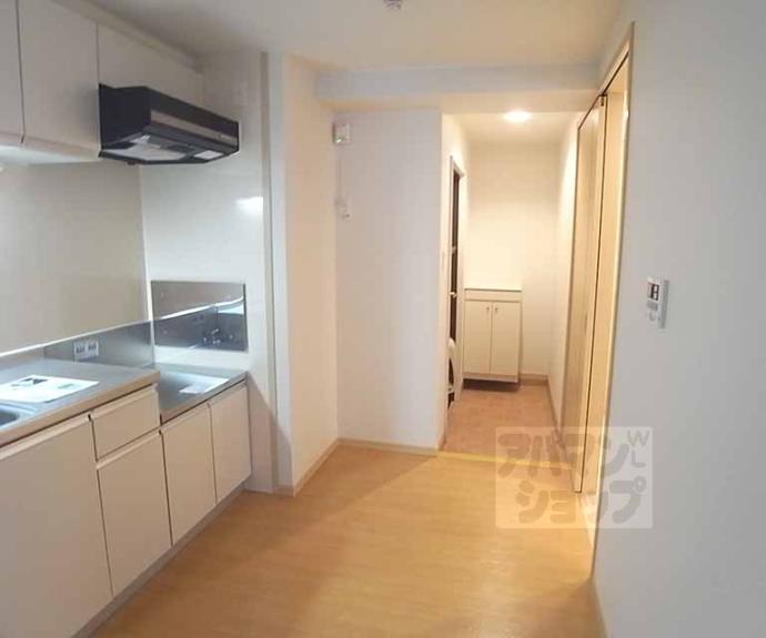 【ＮＥＸＴ　ＳＴＡＧＥ　烏丸御池】間取