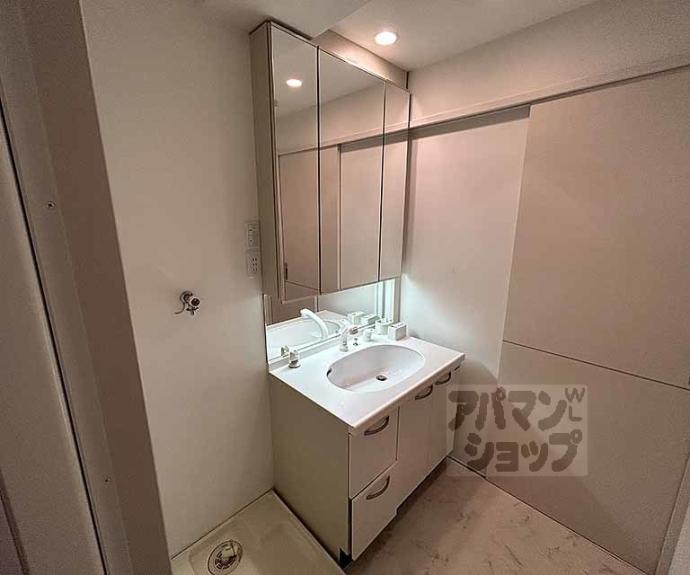 【コモド御所南】間取