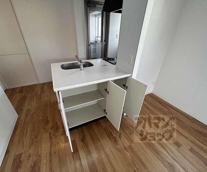 【コモド御所南】間取