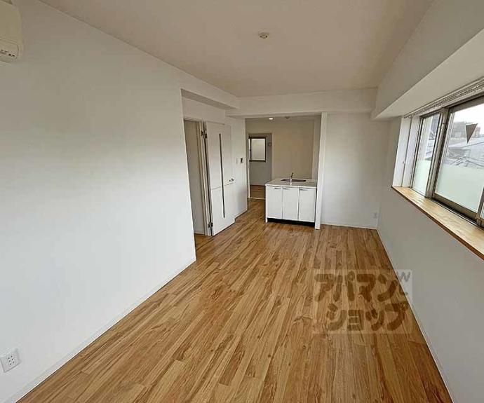 【コモド御所南】間取